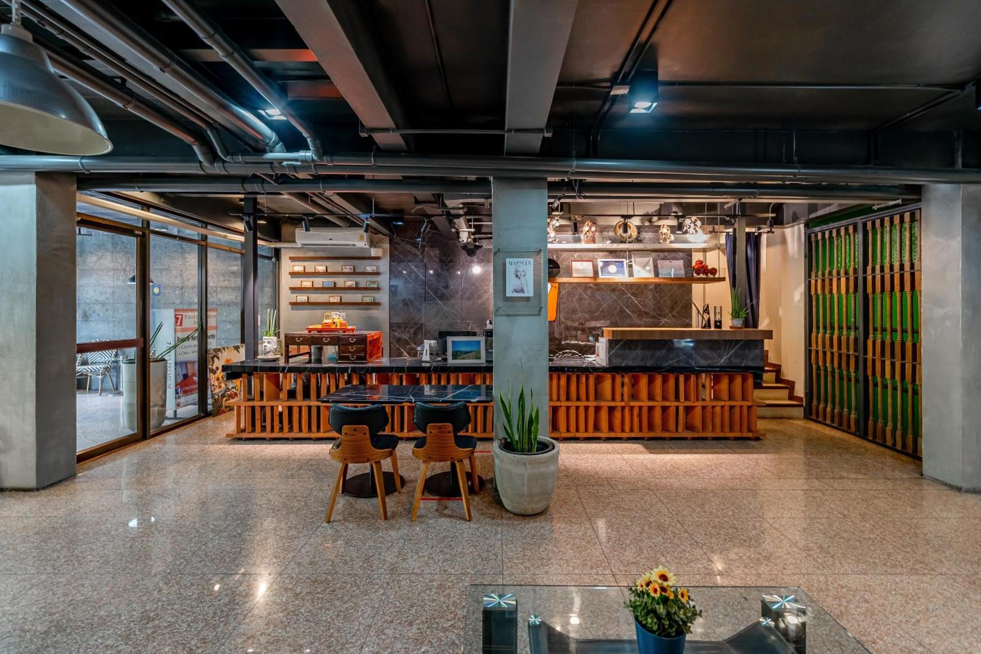 7 Days Premium Hotel At Icon Siam Station Bangkok Exteriör bild